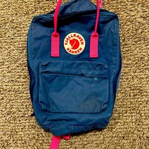 Gently used medium sized Fjallraven backpack